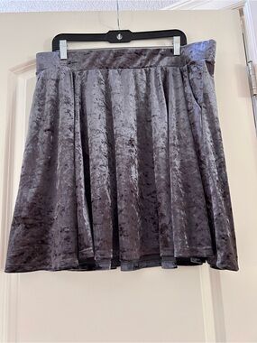 torrid Crushed Velvet A-Line Skirt in Charcoal